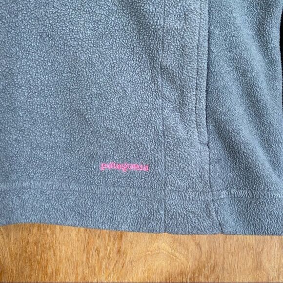 Kids Gray Patagonia Hoodie Sweatshirt - Picture 3 of 6